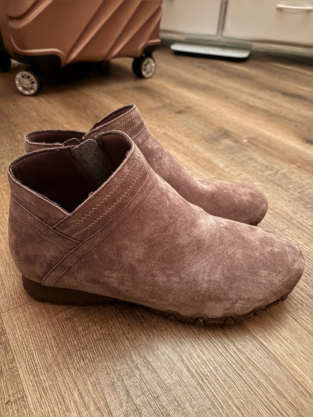 NWOT Skechers Bikers Lite Suede Side-Zip Booties in Color “Chocolate” 
Size 9.5W